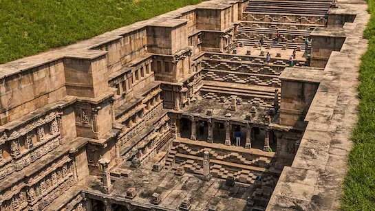 Rani ki Vav — UNESCO World Heritage stepwell in Patan, Gujarat, with intricate carvings across seven levels
